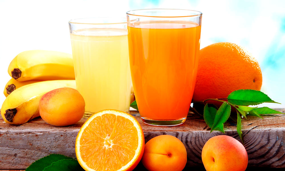Especialista aponta que consumo de frutas é ainda mais importante no verão.